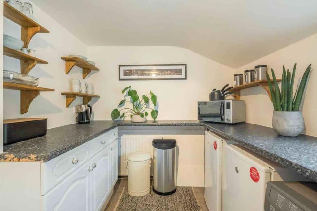 Cambridge 3 Bedroom Flat With Private Parking Esterno foto